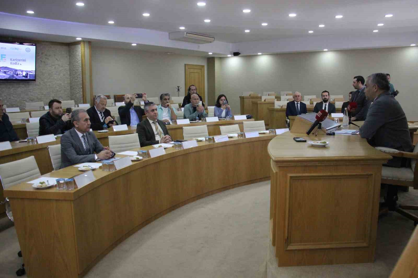 ADÜ Ege Kariyer Fuarı lansman toplantısı yapıldı
