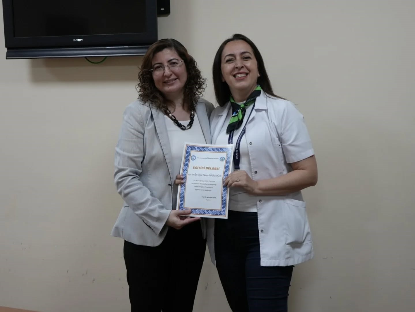 ADÜ Hastanesi’nde ameliyathane hemşirelerine sertifikalı eğitim
