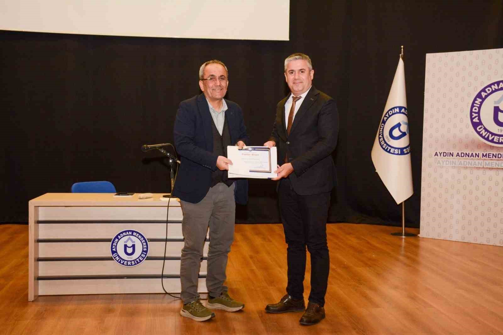 ADÜ’de "28 Şubat’tan 15 Temmuz’a Darbelerin Anatomisi" konferansı gerçekleşti
