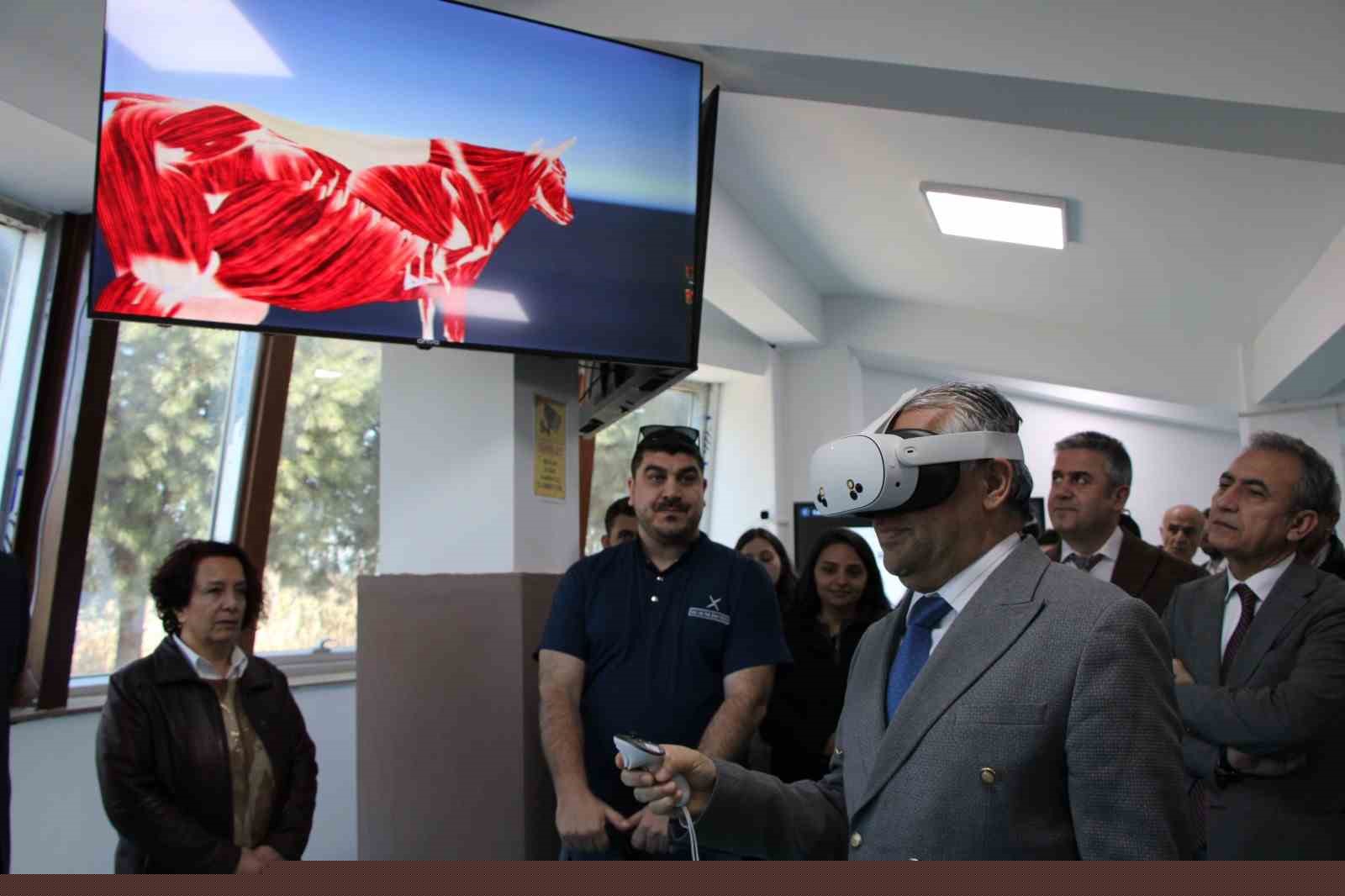 ADÜ’de dijital eğitim laboratuvarı açıldı
