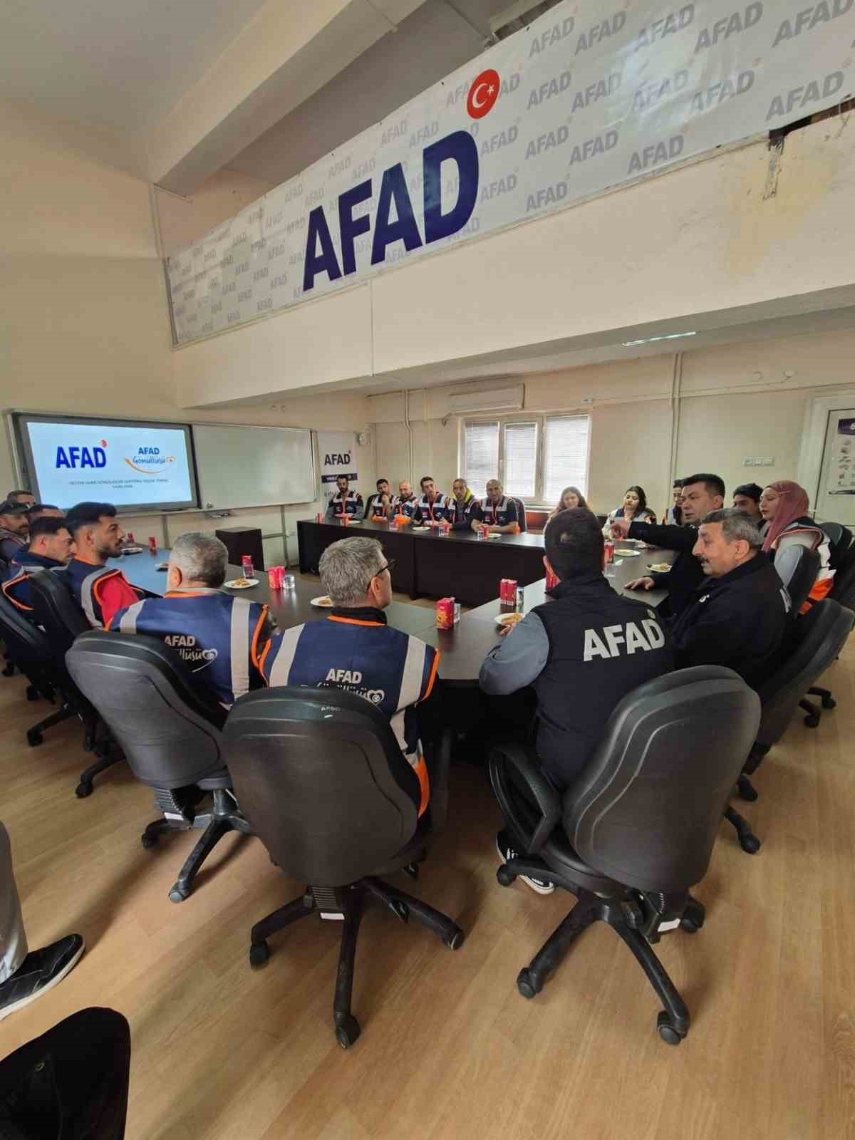 AFAD gönüllülerine sertifika ve kimlikleri teslim edildi
