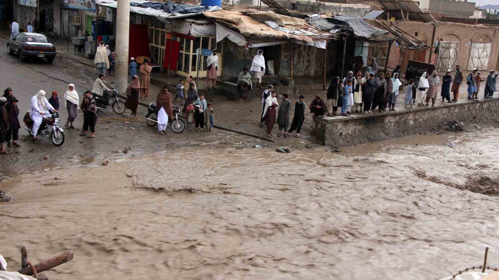 Afganistan’daki sellerde 61 kişi hayatını kaybetti, 116 kişi yaralandı
