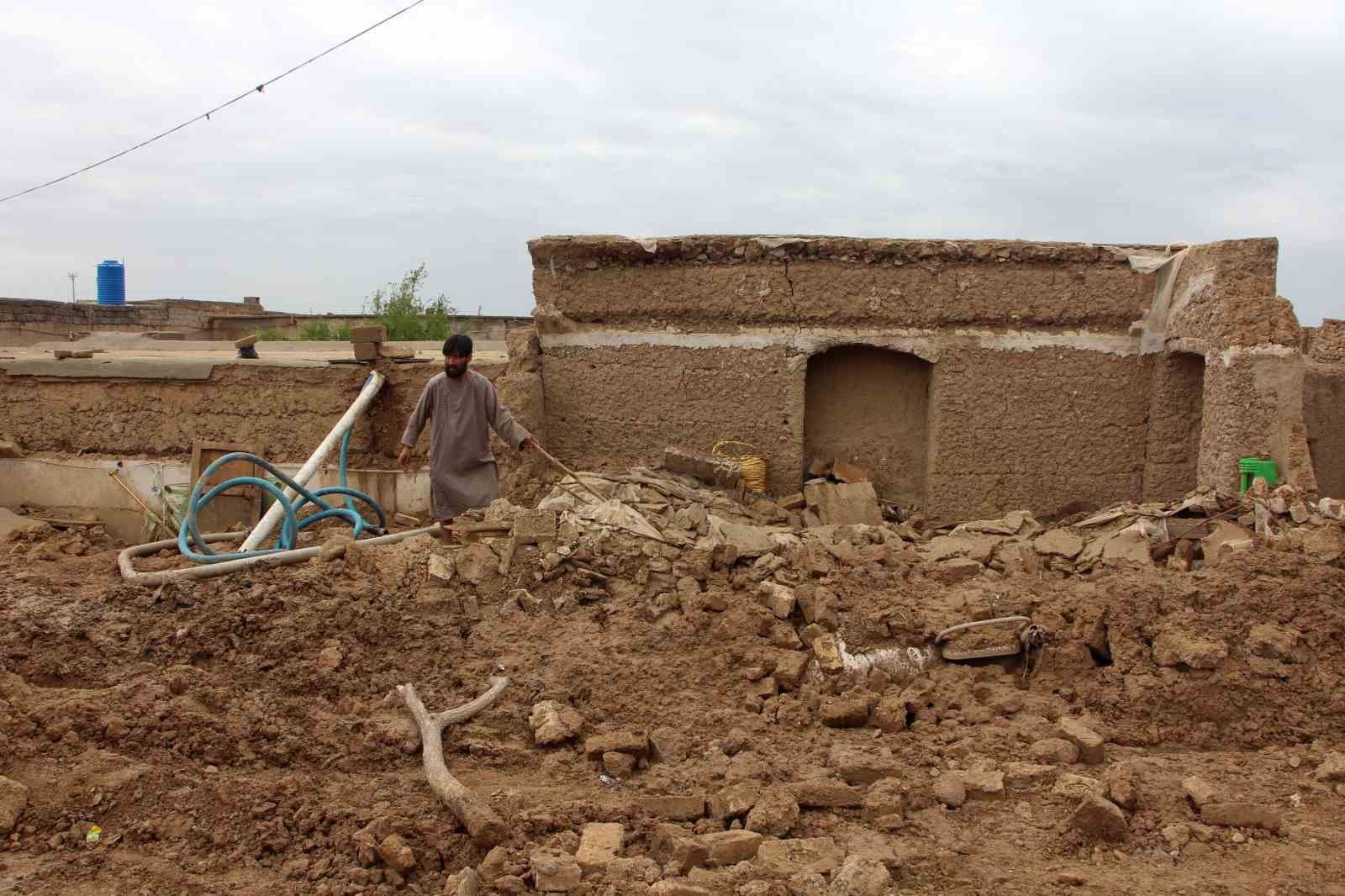 Afganistan’daki sellerde 61 kişi hayatını kaybetti, 116 kişi yaralandı
