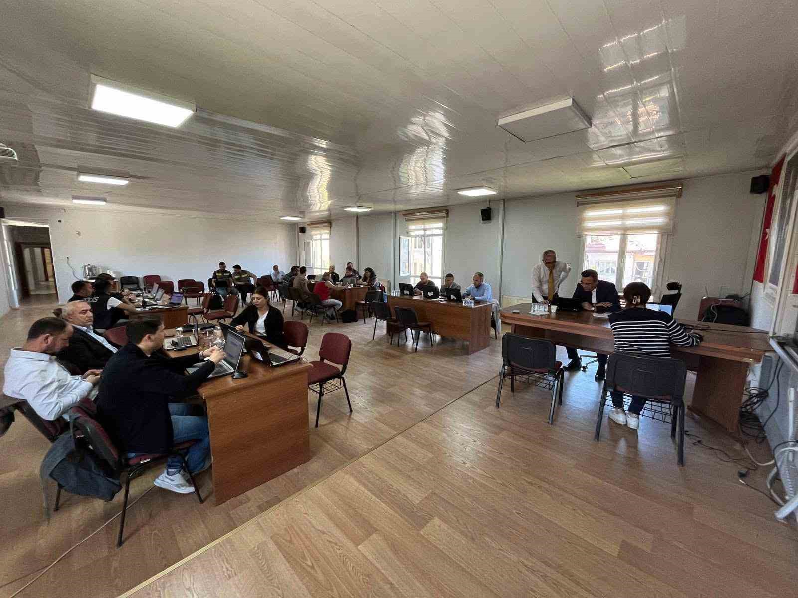 Afşar Barajı patlama senaryosu gerçeğini aratmadı
