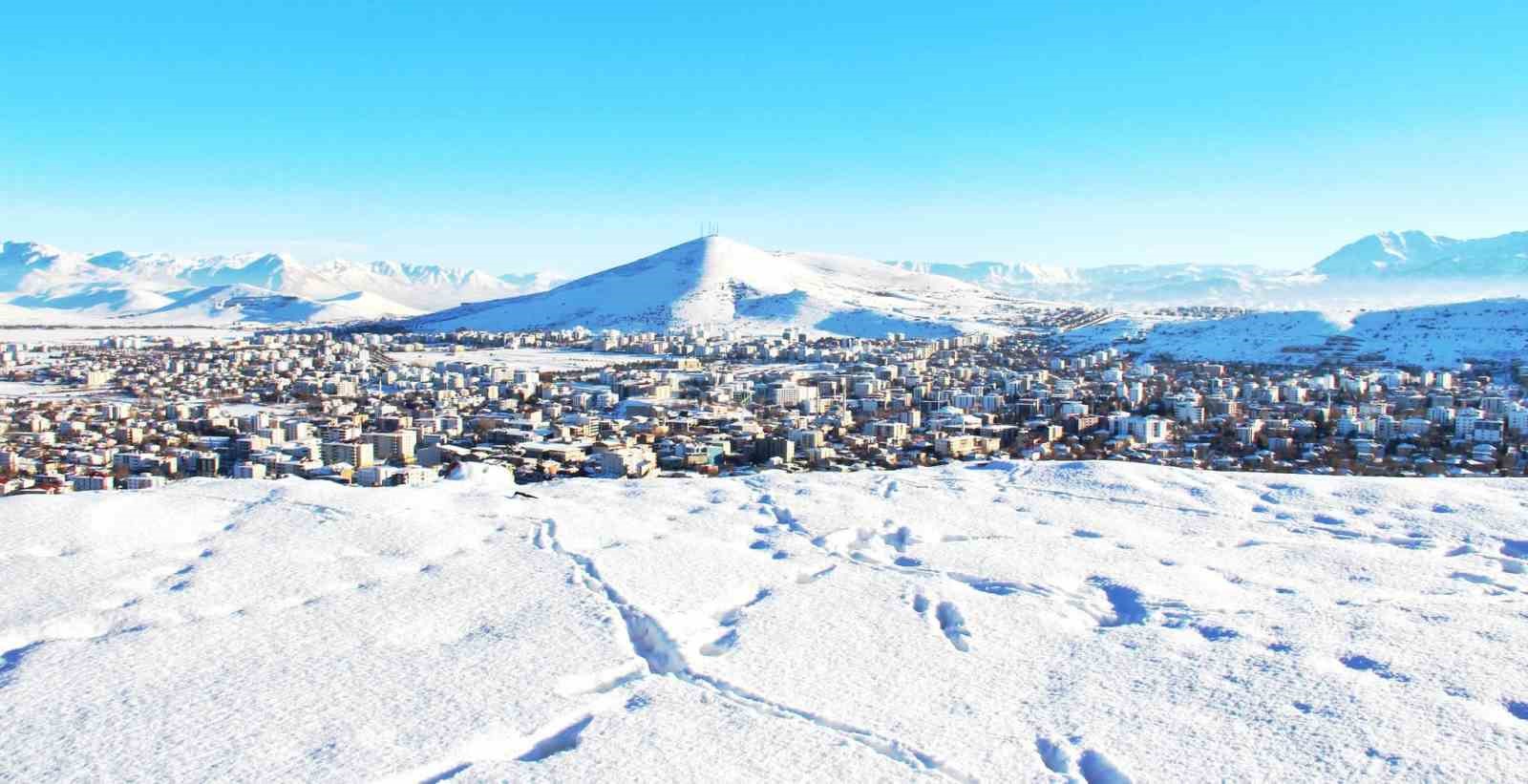 Afşin’de kar sonrası manzara hayran bıraktı
