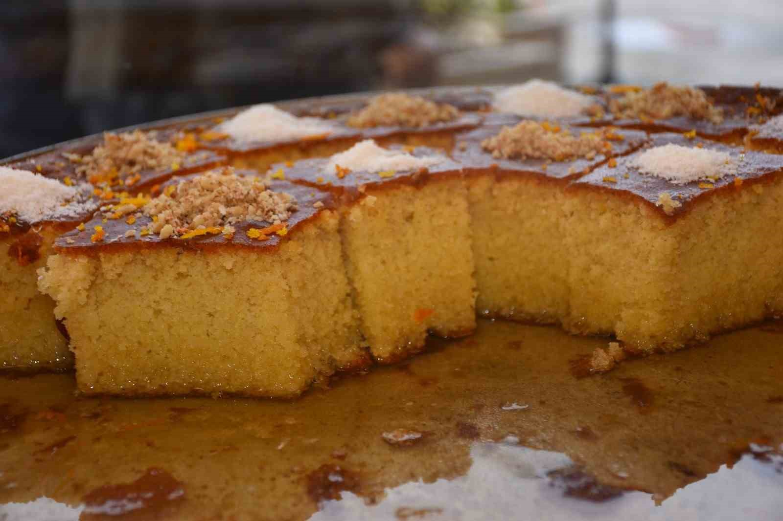 Afyonkarahisar’da tatlı satışları Ramazanla birlikte arttı
