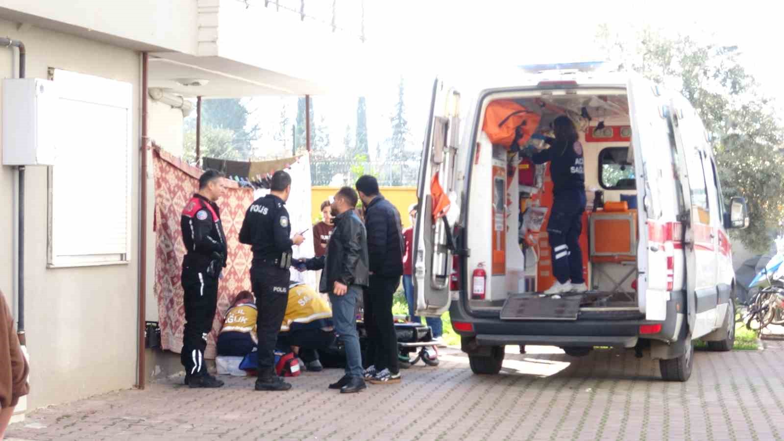 Ağabeyini silahla vurarak öldürdü, diğer ağabeyinin eşini de yaraladı
