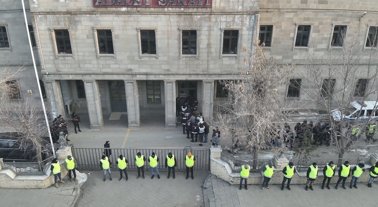 Ağrı merkezli yasa dışı bahis operasyonunda 65 tutuklama
