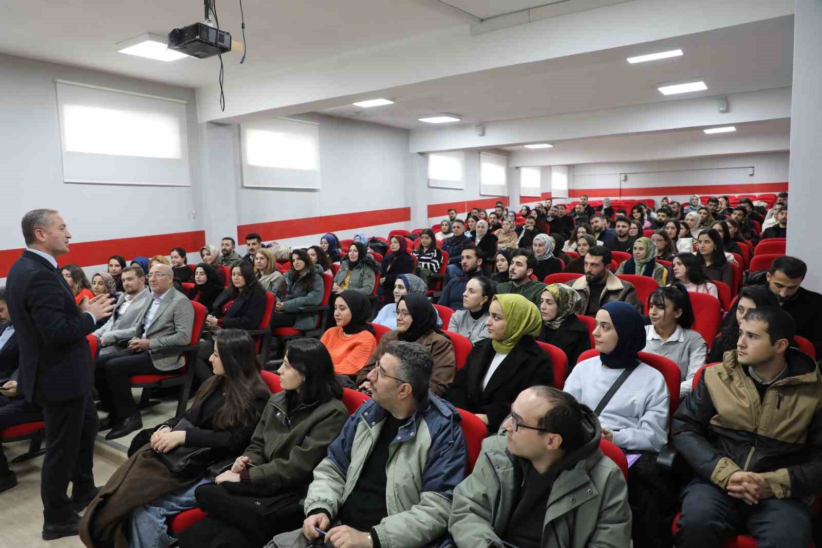 Ağrı Milli Eğitim Müdürü Kökrek: "Kapımız öğretmenlerimize her zaman açık"
