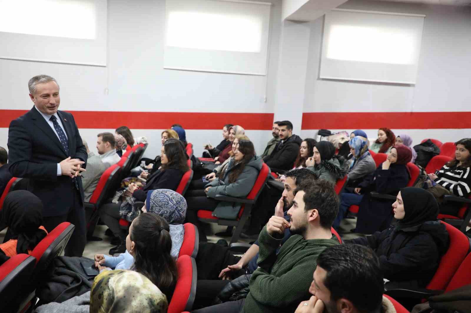 Ağrı Milli Eğitim Müdürü Kökrek: "Kapımız öğretmenlerimize her zaman açık"
