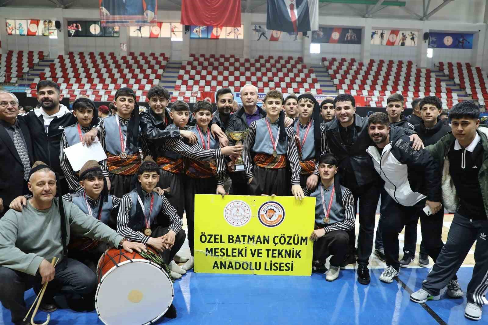 Ağrı Spor Lisesi bölge şampiyonu oldu
