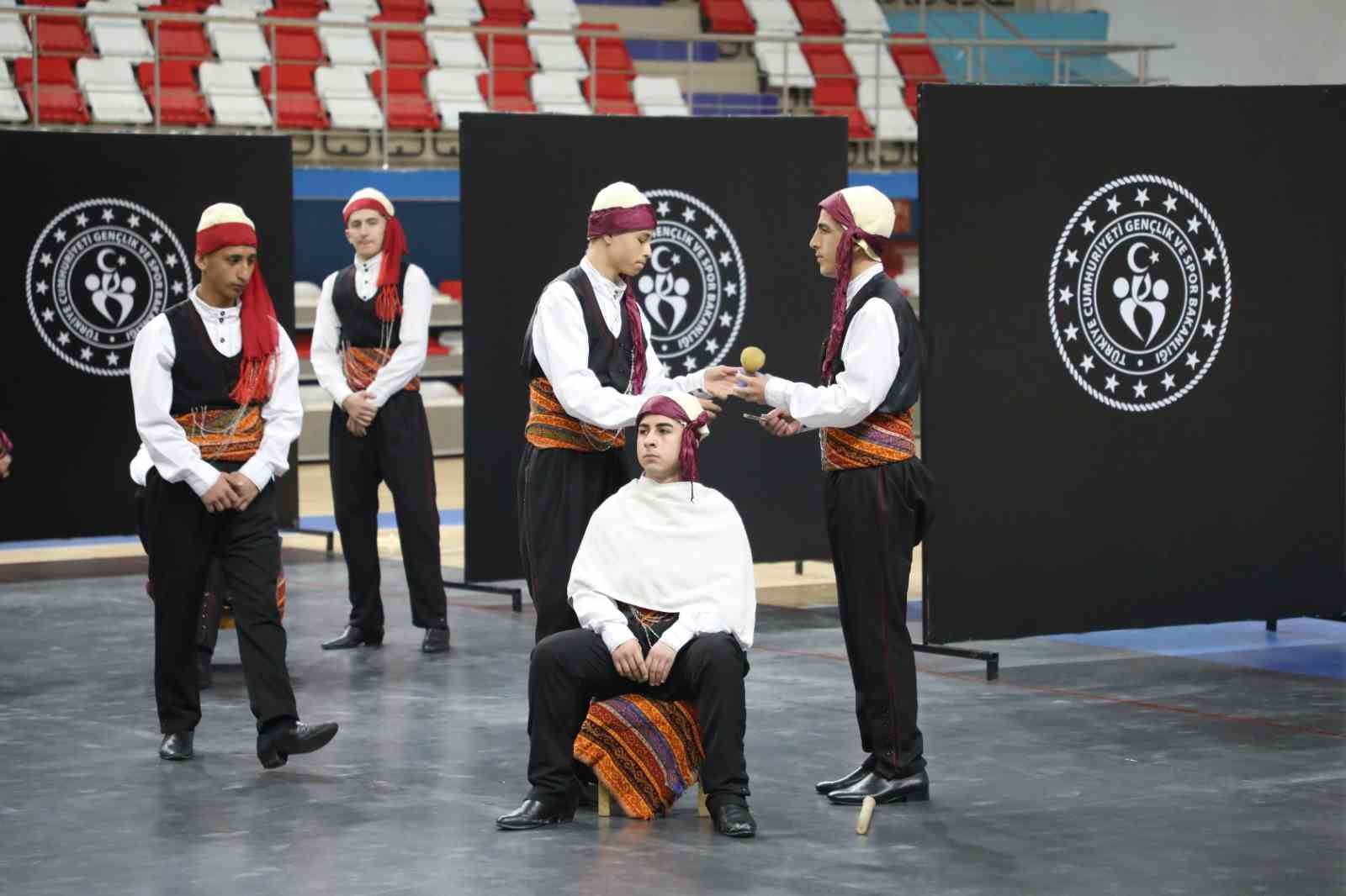 Ağrı Spor Lisesi bölge şampiyonu oldu
