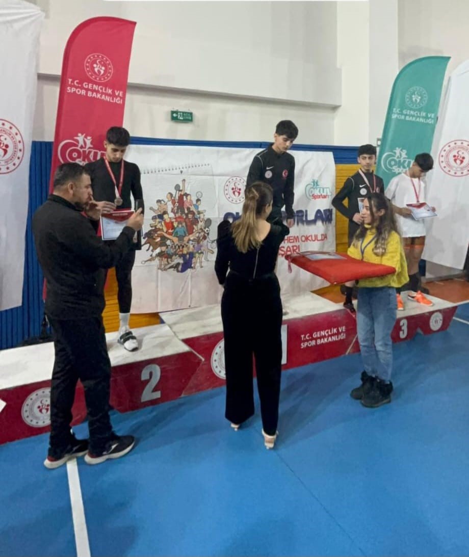 Ağrı Spor Lisesi öğrencilerinden Türkiye şampiyonasında başarı
