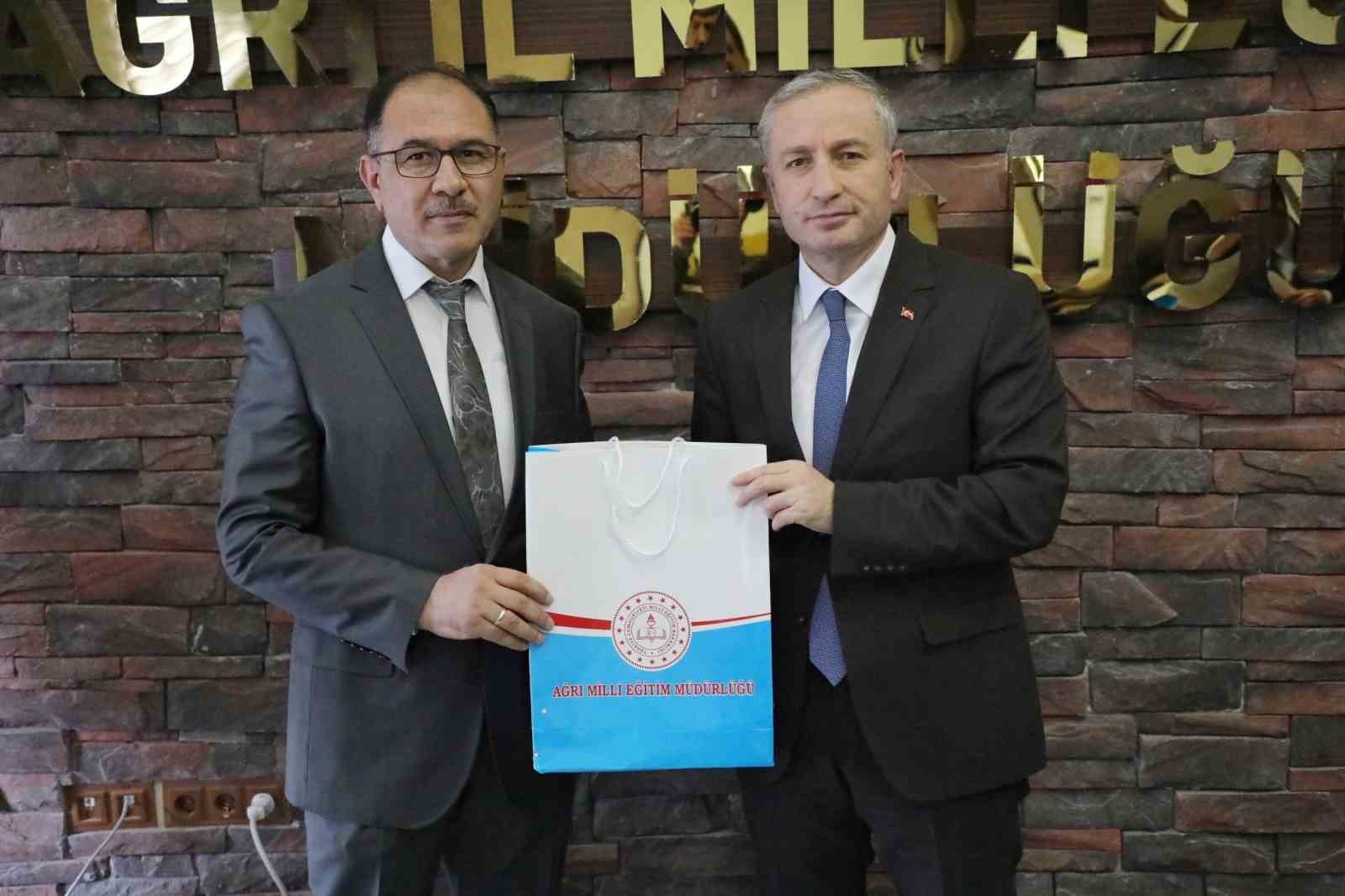 Ağrı, TÜBİTAK 2204-A Bölge Finali’nde 4 derece elde etti
