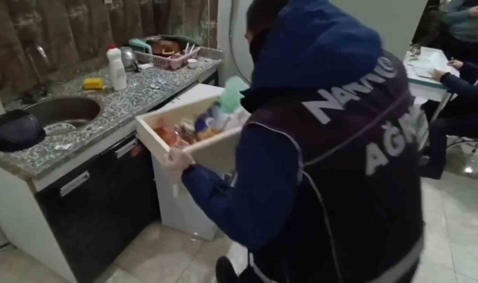 Ağrı’da 29 kilo uyuşturucu ele geçirildi
