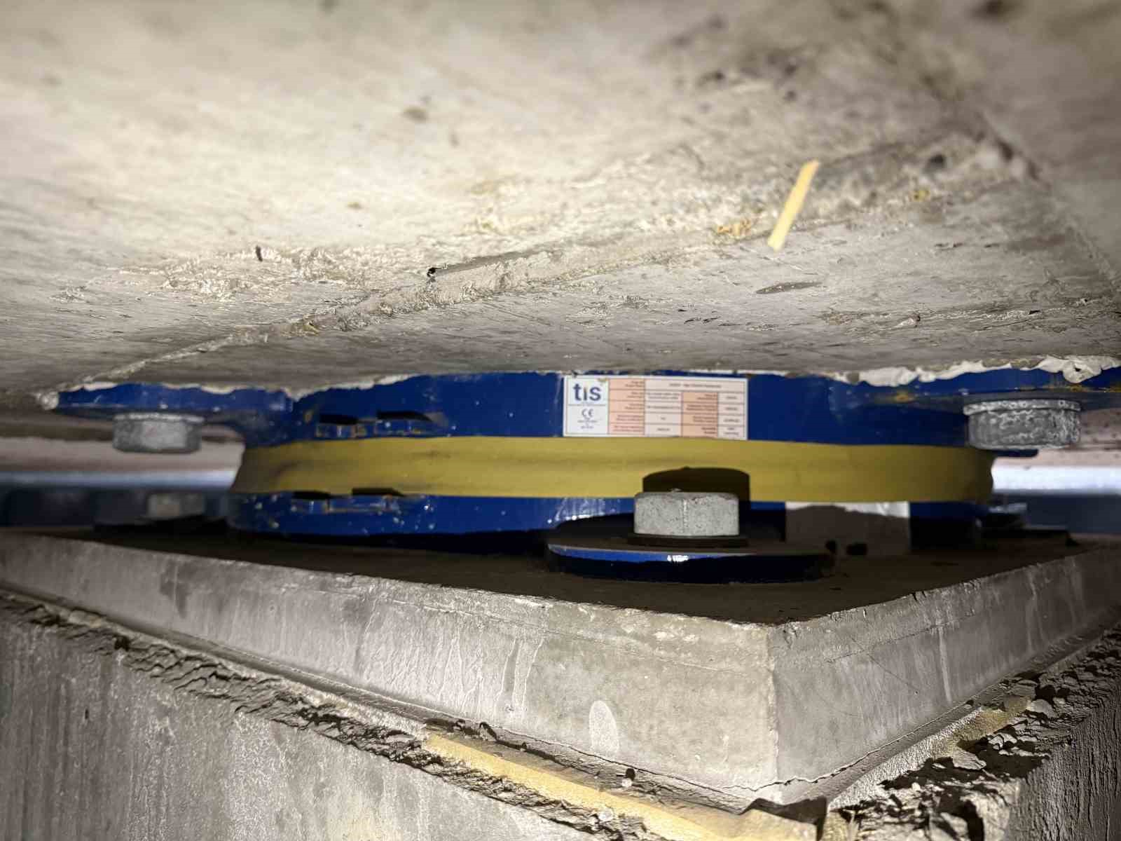 Ağrı’da  deprem izolatörü bulunan ilk hastane hizmete hazırlanıyor
