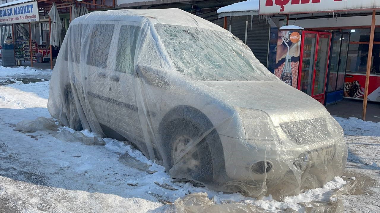 Ağrı’da dondurucu soğuk etkisini sürdürüyor
