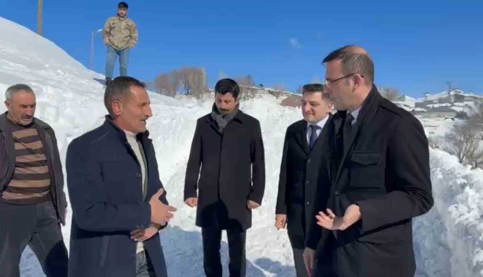 Ağrı’da kapalı köy yolları ulaşıma açılıyor
