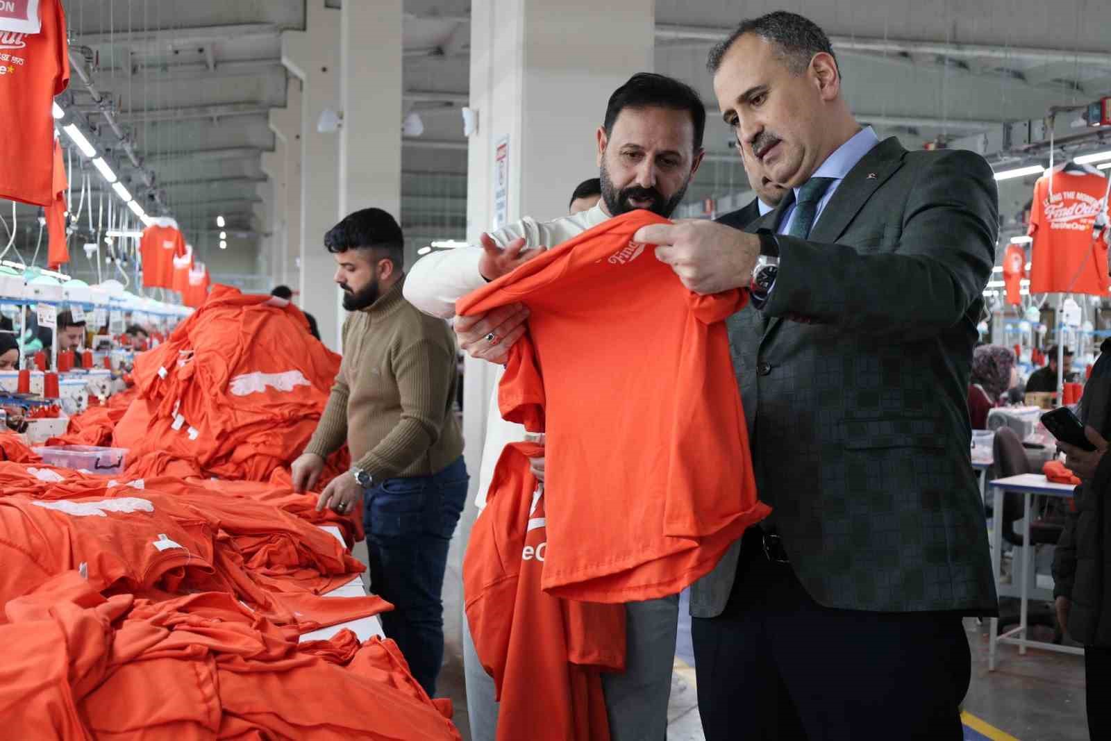 Ağrı’da Tekstilkent’ten istihdama bin 417 kişilik katkı
