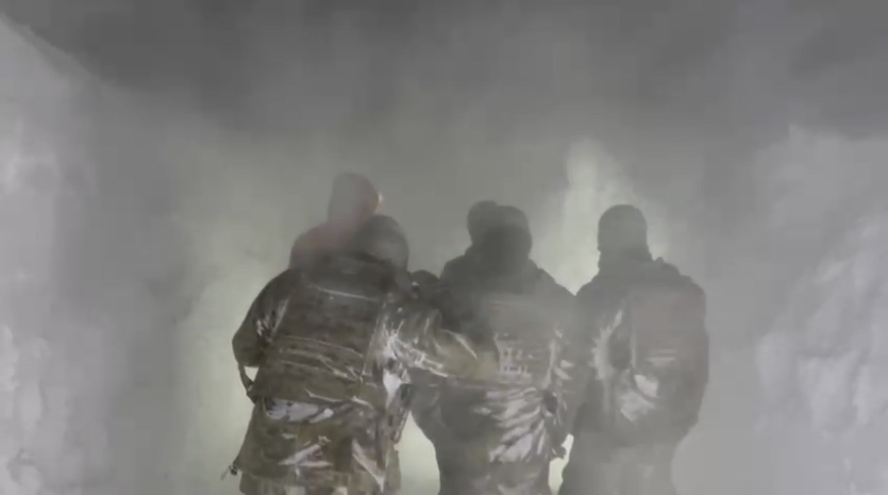 Ağrı’da tipide mahsur kalan vatandaşlar için ekipler seferber oldu
