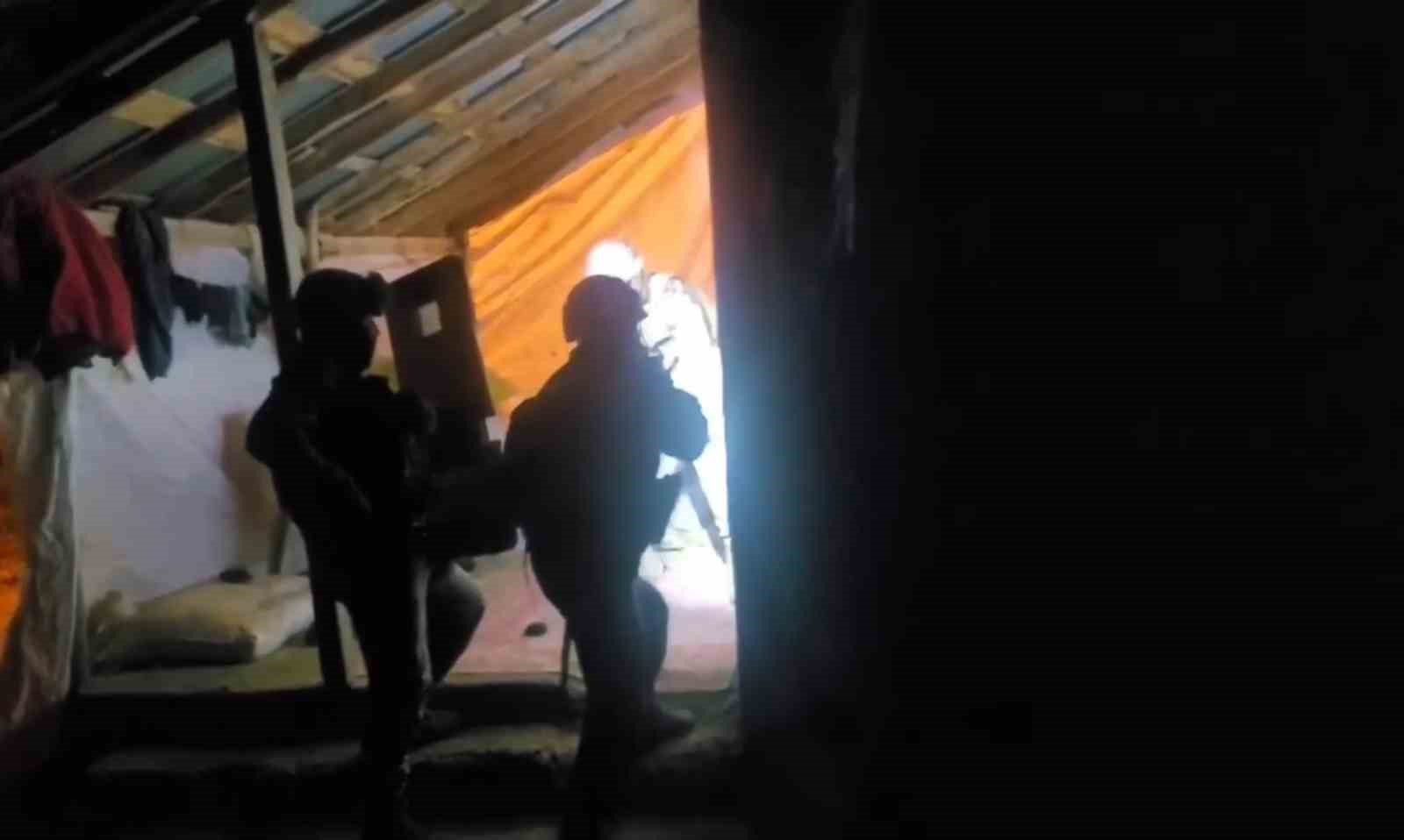 Ağrı’da yasa dışı silah ticareti operasyonu: 2 tutuklama
