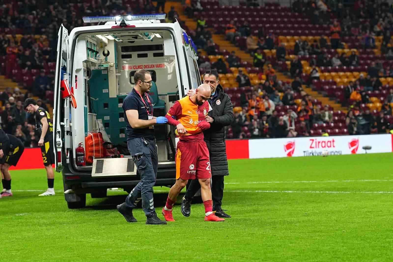 Ahmed Kutucu ile İsa Doğan kafa kafaya çarpıştı
