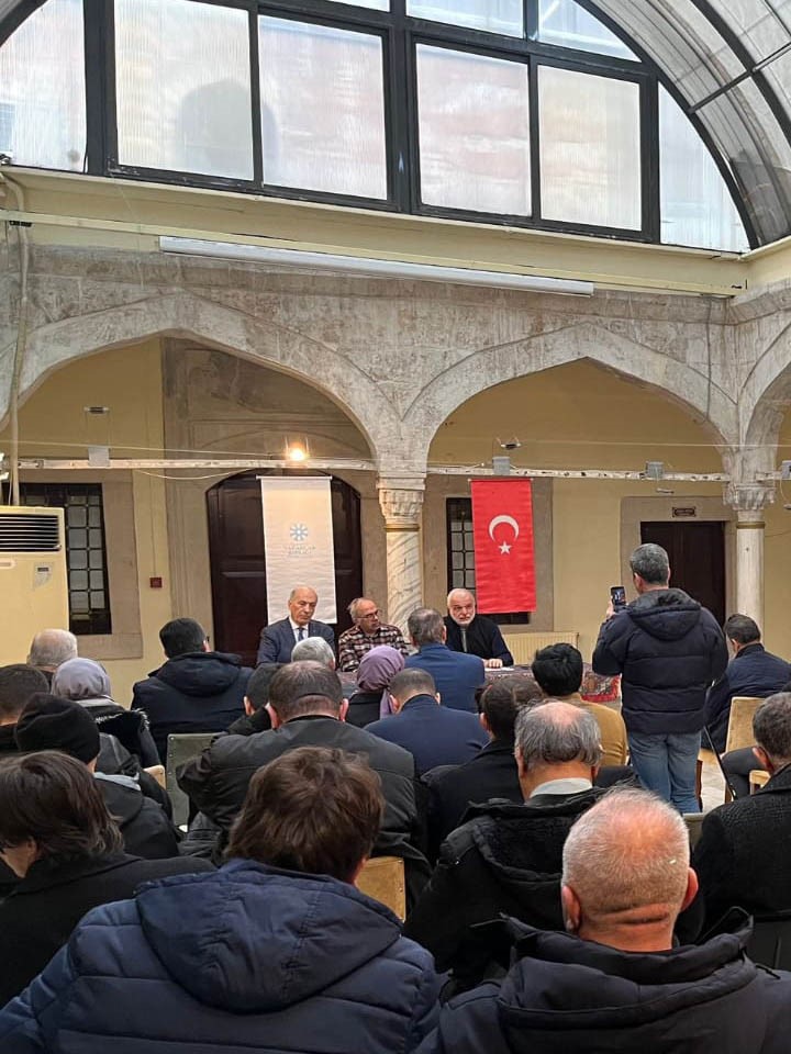 Ahmet Arvasi özel programla anıldı
