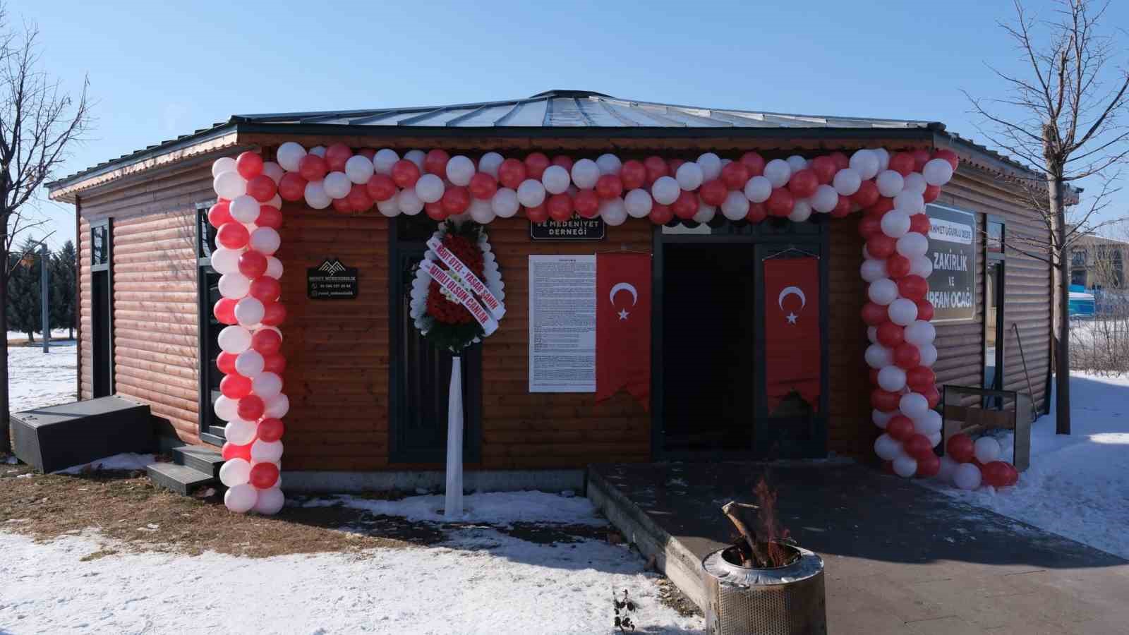 Ahmet Uğurlu Dede Zakirlik ve İrfan Ocağı Erzincan’da açıldı
