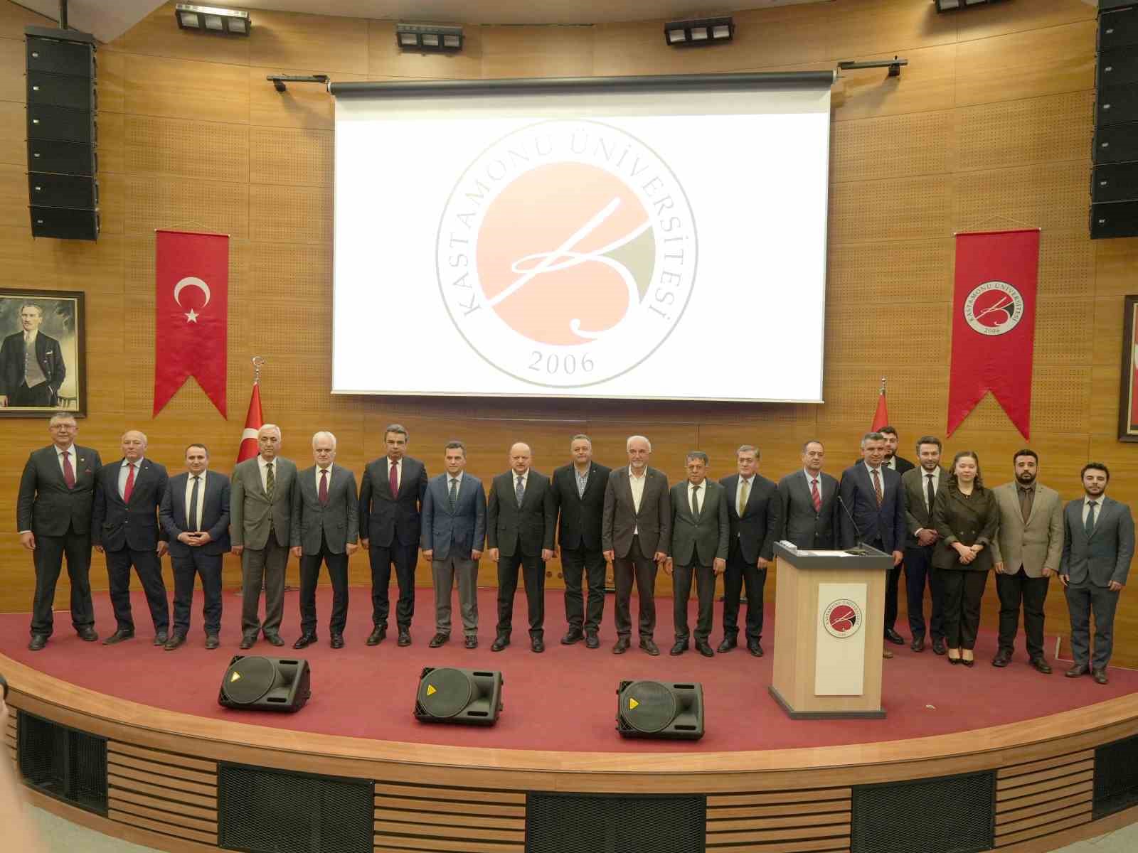 "Ahşabın Cazibesi" belgesel filmi, ilk kez izleyiciyle buluştu
