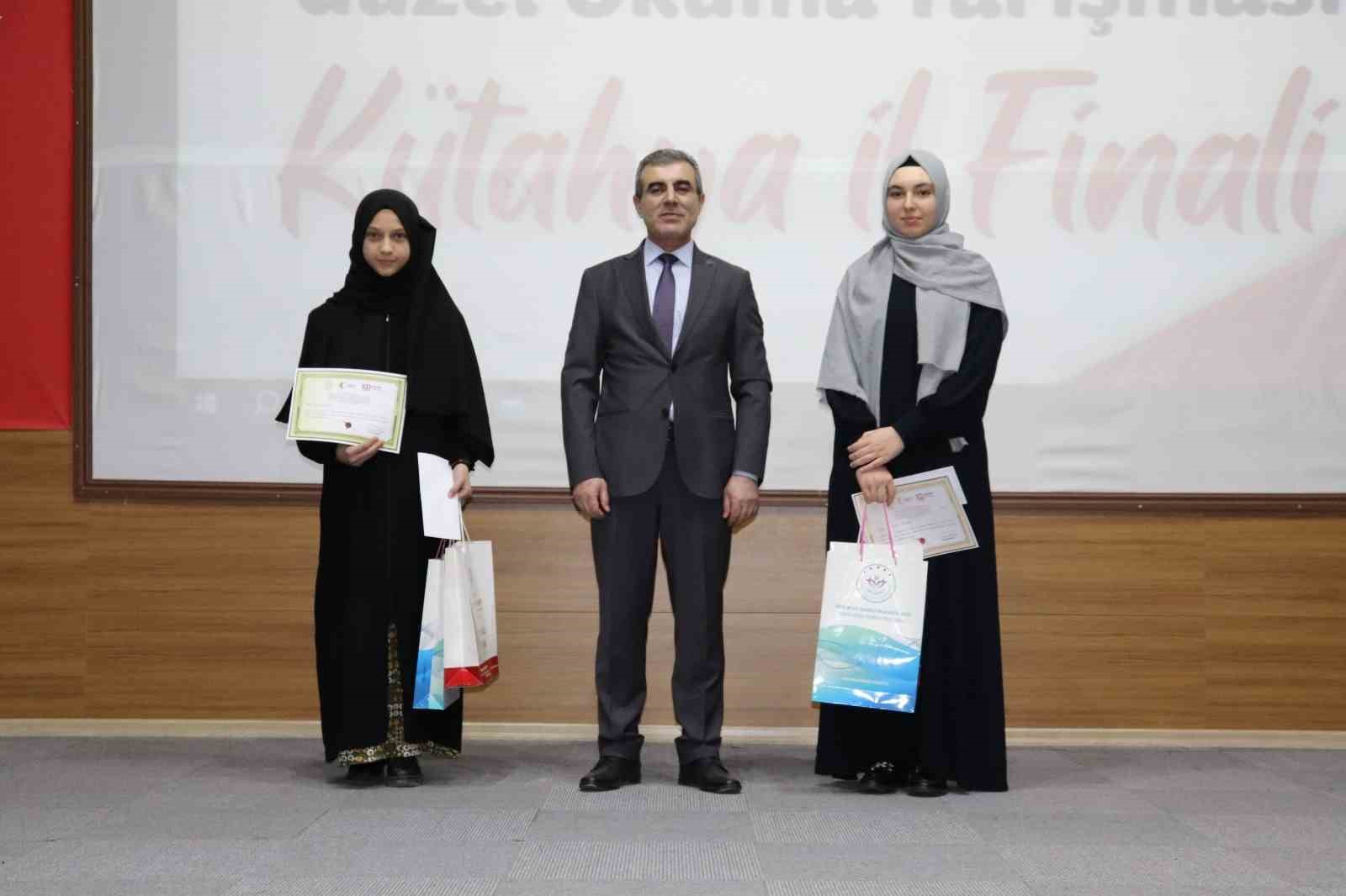 Ahteri İmam Hatip Ortaokulu öğrencileri başarıya doymuyor
