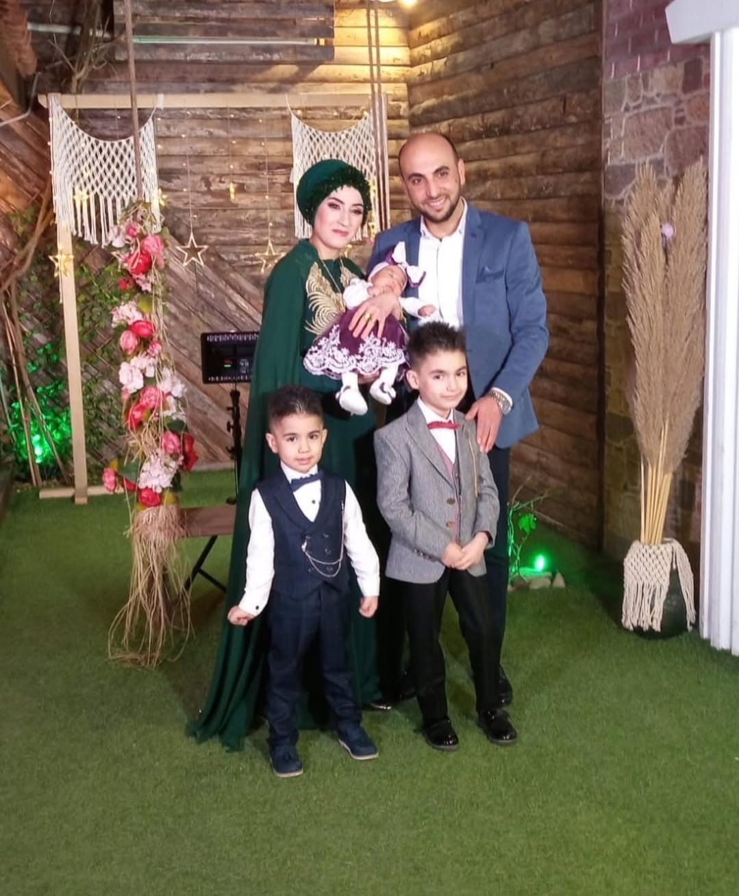 Aile fotoğrafından geriye tek kalan Alye’nin doğum gününde babaannesi gözyaşlarına boğuldu
