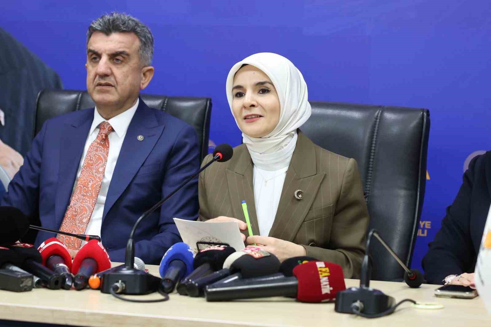 Aile ve Sosyal Hizmetler Bakanı Göktaş: "Haziran 2023’ten bugüne Şanlıurfa’ya 46,5 milyar lira sosyal yardım harcaması aktardık"
Aile ve Sosyal Hizmetler Bakanı Göktaş: "Haziran 2023’ten bugüne Şanlıurfa’ya 46,5 milyar lira sosyal yardım harcaması aktardık"