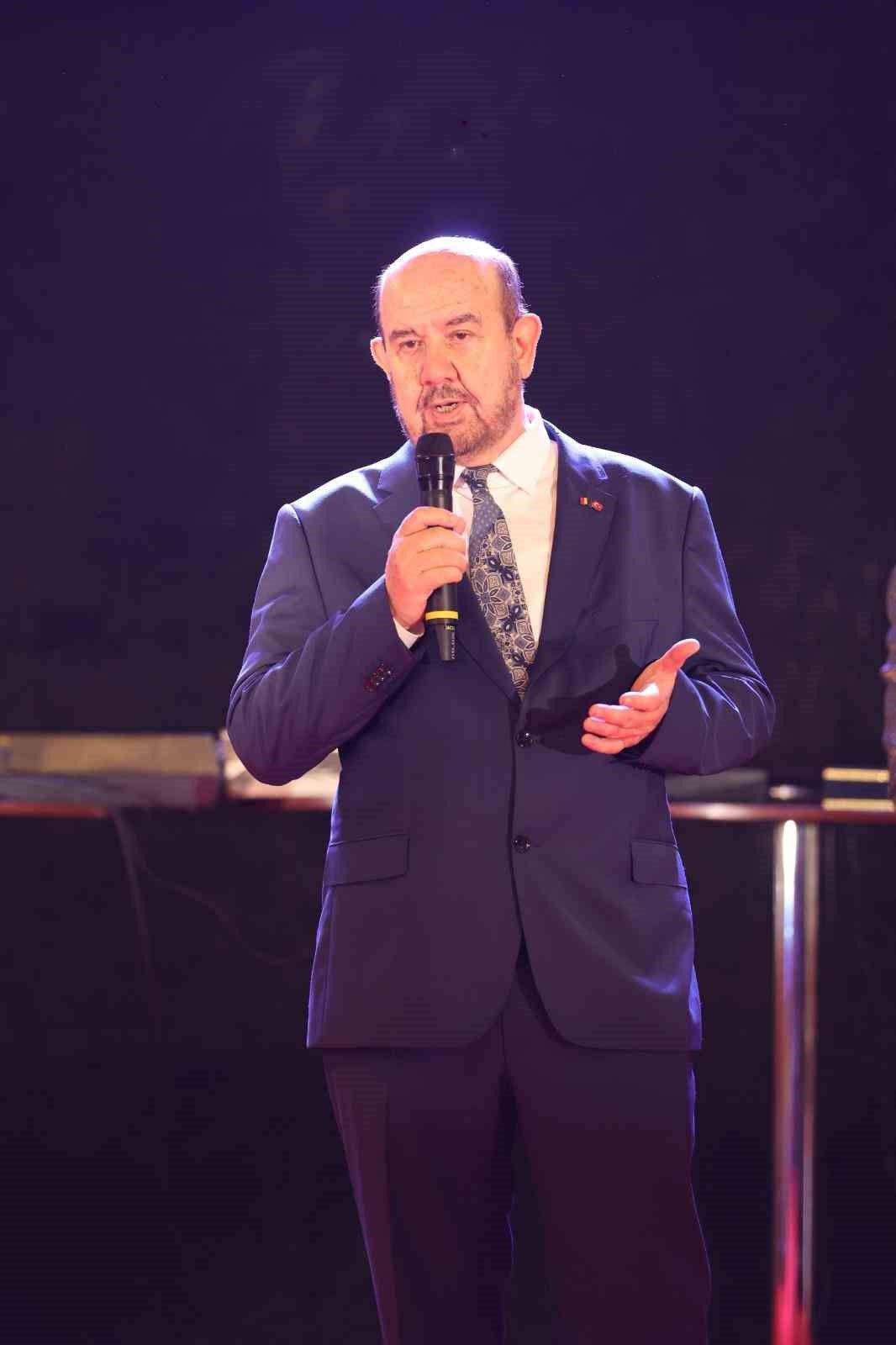 AJet Ankara-Bükreş uçuşları başladı
AJet Ankara-Bükreş uçuşları başladı