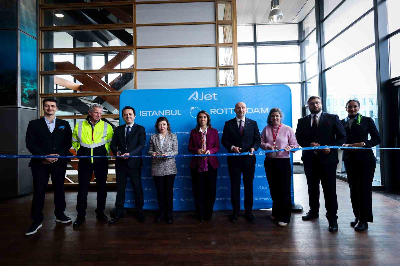 AJet’in İstanbul - Rotterdam seferleri başladı
