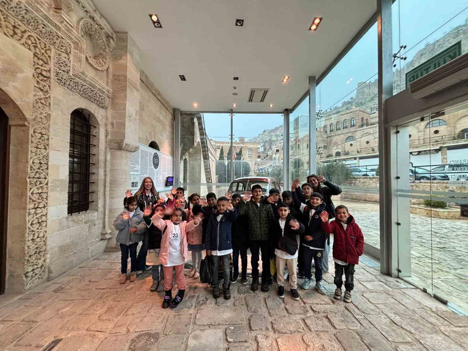 AJet’te 23 Nisan etkinlikleri
