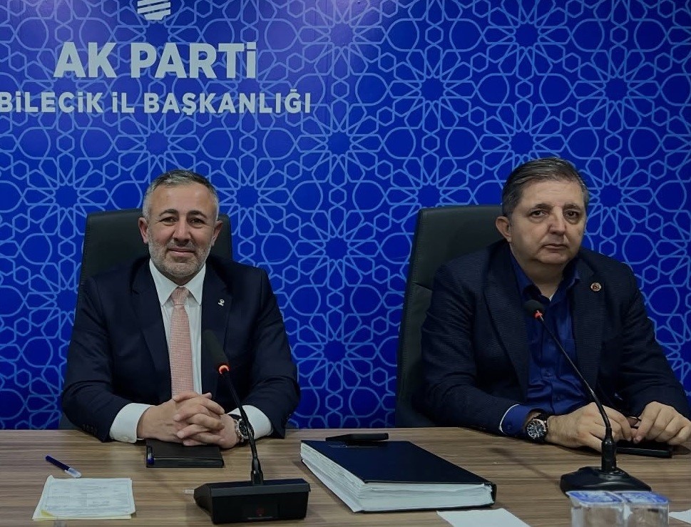 AK Parti Bilecik’te İl Yönetim Kurulu Toplantısı
