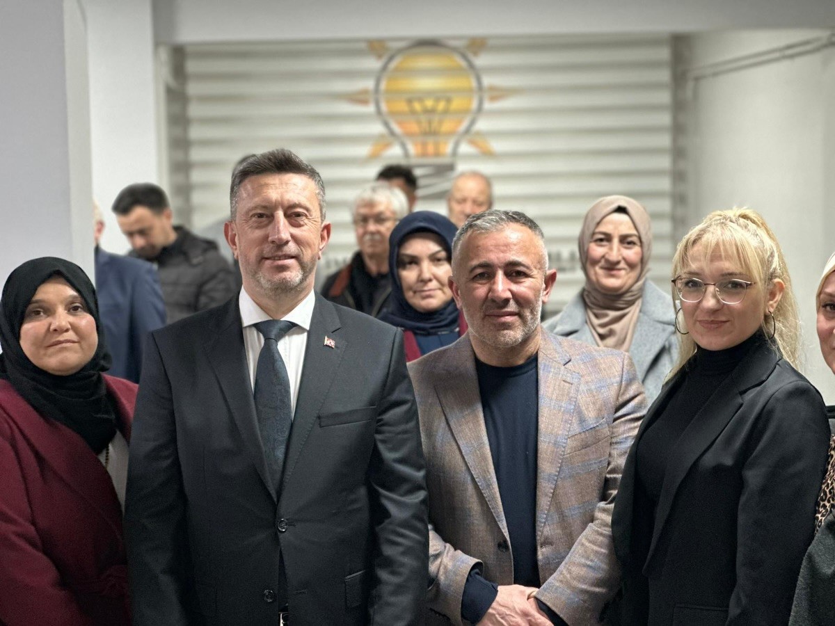 AK Parti Bozüyük’te danışma toplantısı yapıldı
