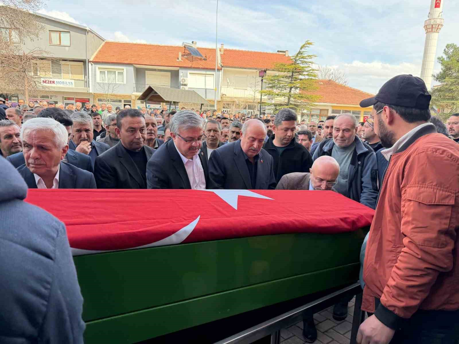 AK Parti Evciler İlçe Başkanı toprağa verildi
