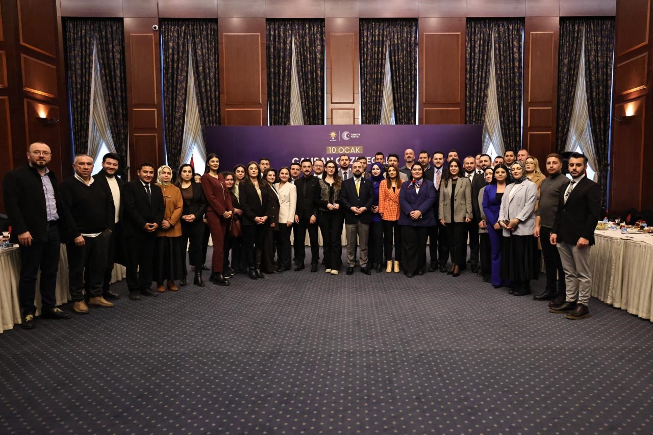 AK Parti Genel Başkan Yardımcısı Acar: "AK Parti olarak her zaman tarafsız bir şekilde gerçeği yansıtan gazeteciliğin yanında yer almayı sürdüreceğiz"
