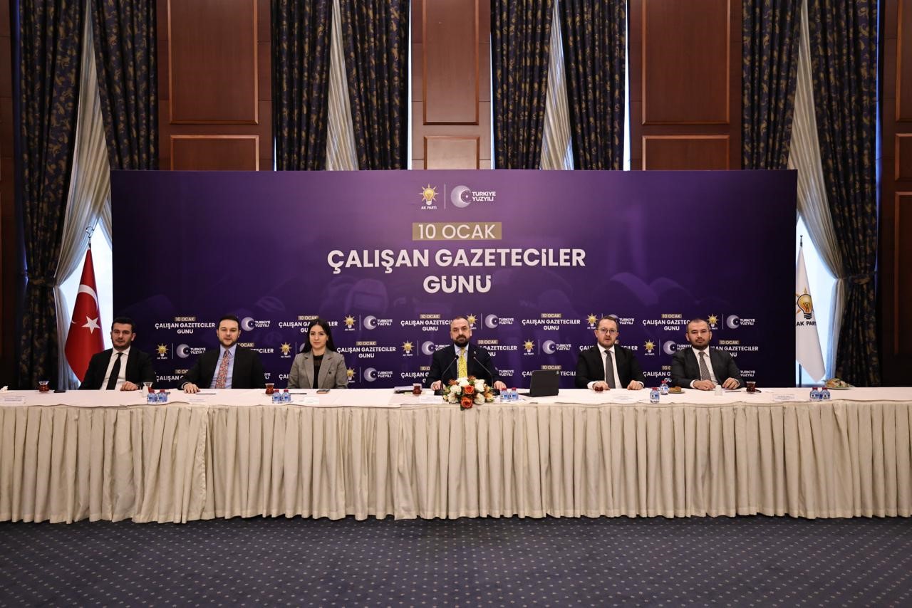 AK Parti Genel Başkan Yardımcısı Acar: "AK Parti olarak her zaman tarafsız bir şekilde gerçeği yansıtan gazeteciliğin yanında yer almayı sürdüreceğiz"
