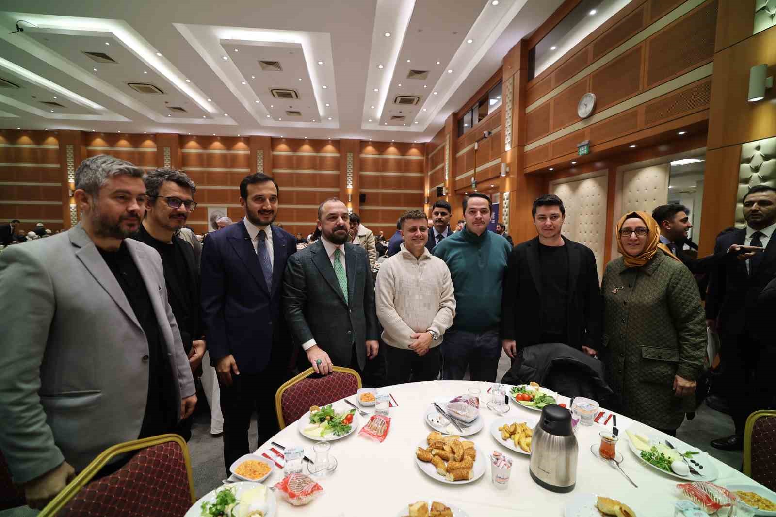 AK Parti Genel Başkan Yardımcısı Acar: "İsrail, 2023’ten bu yana Gazze’de yürüttüğü kanlı saldırılarda 270’e yakın gazeteci kardeşimizin hayatına kastetti"
