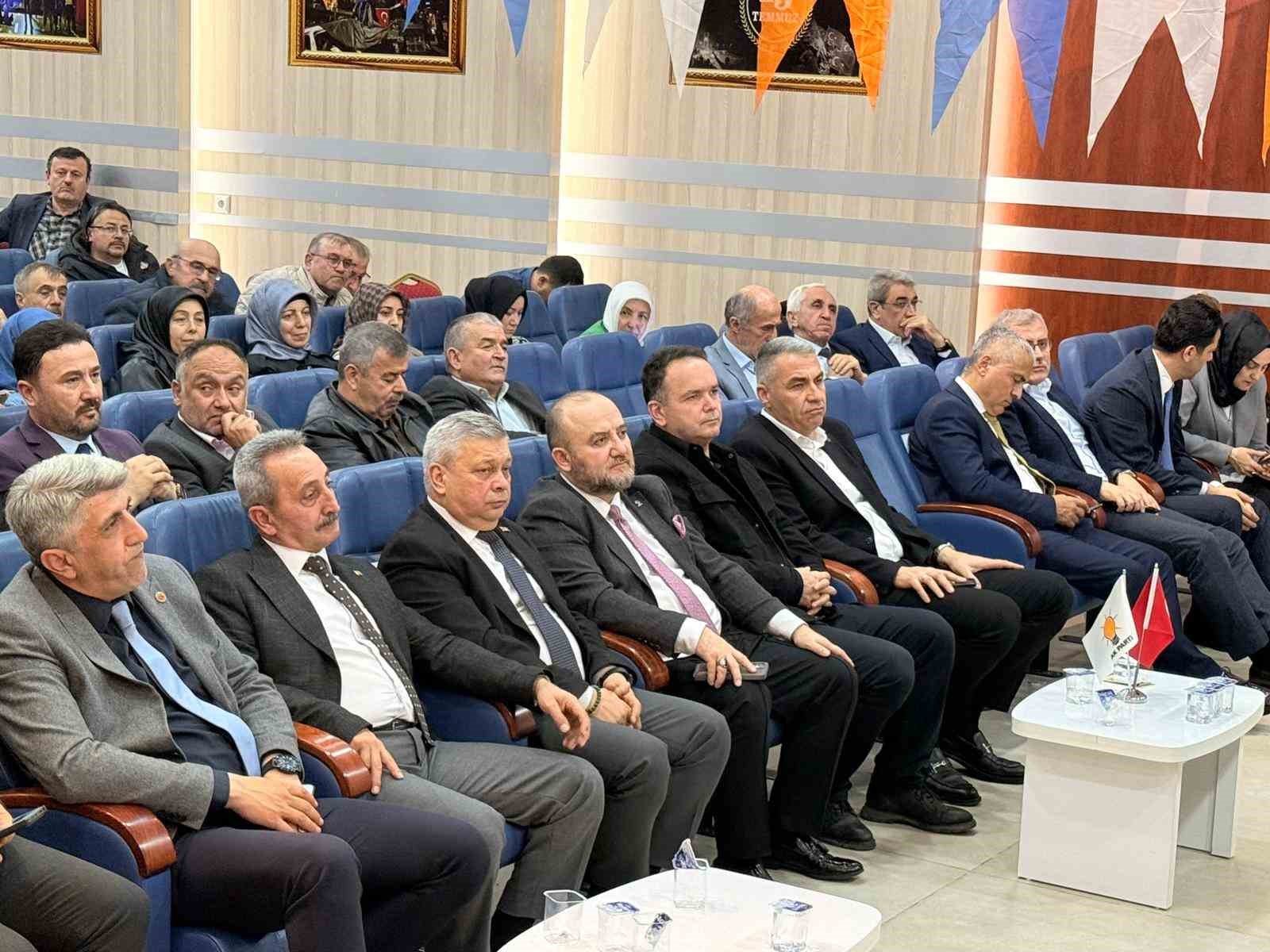 AK Parti Genel Başkan Yardımcısı Yayman: "CHP’ye bir kez daha seslenmek istiyorum; sizin içine girdiğiniz kaosla bizim işimiz yok"
