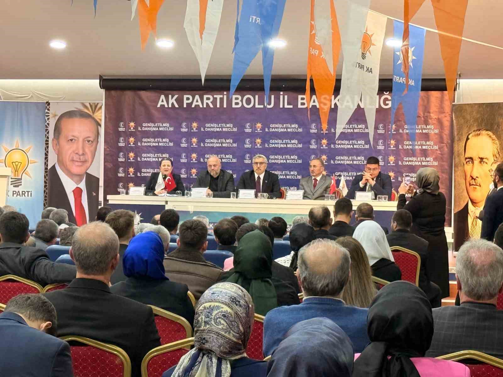 AK Parti Genel Başkan Yardımcısı Yayman: "CHP’ye bir kez daha seslenmek istiyorum; sizin içine girdiğiniz kaosla bizim işimiz yok"
