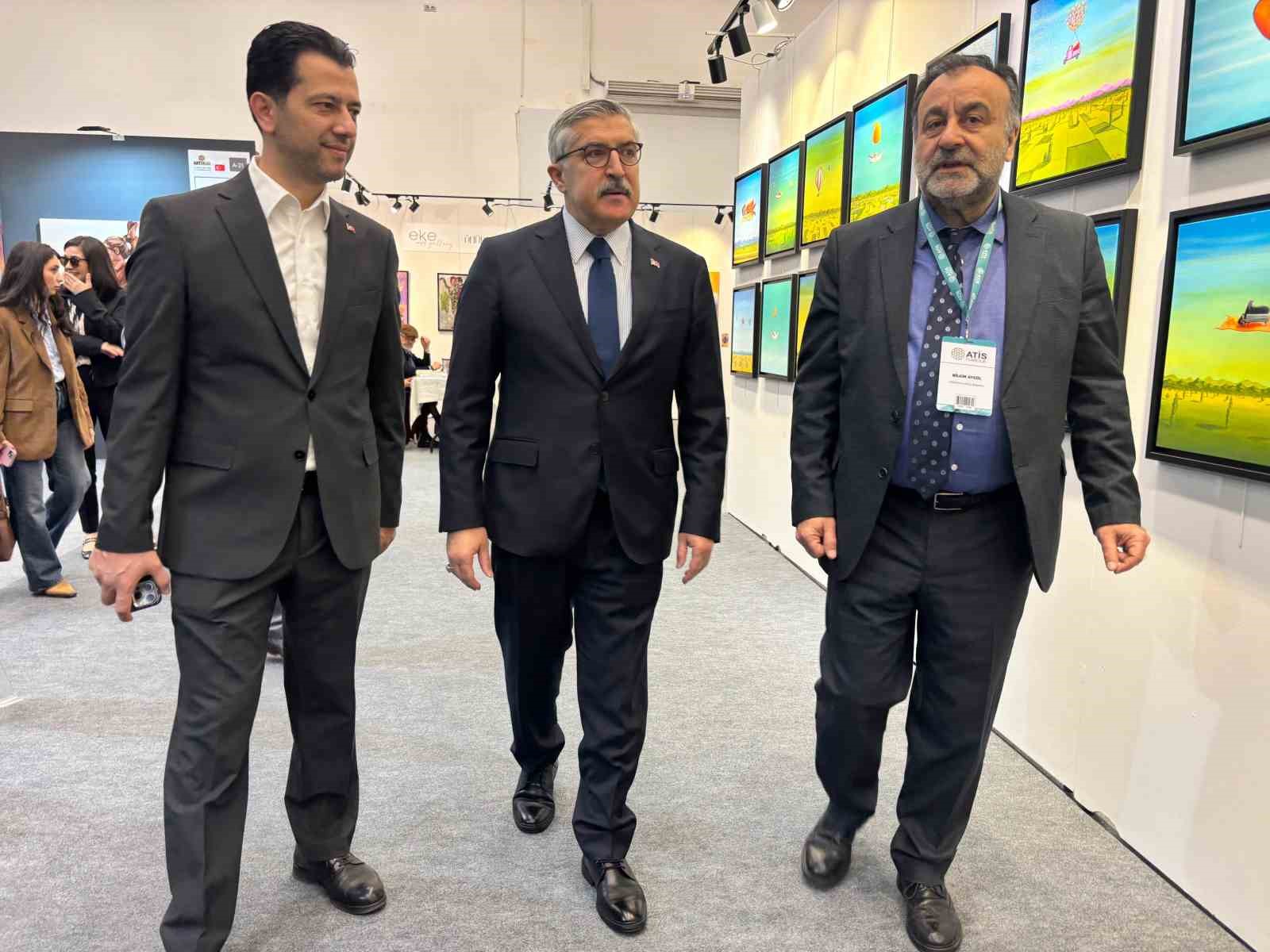 AK Parti Genel Başkan Yardımcısı Yayman: "Sanatçılarımızın sorunu bizim sorunumuzdur"
