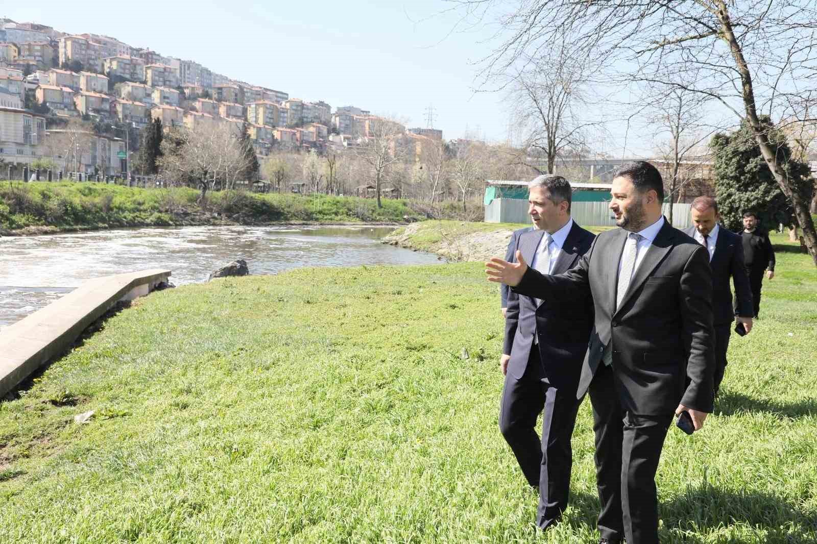 AK Parti Genel Başkan Yardımcısı Zafer Sırakaya’dan Kağıthane’ye ziyaret
AK Parti Genel Başkan Yardımcısı Zafer Sırakaya’dan Kağıthane’ye ziyaret