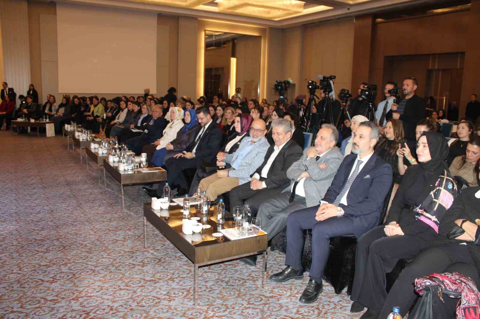 AK Parti Genel Merkez Kadın Kolları Başkanı Ercan: "Hedefimiz; teknoloji üreten, üretimi yöneten ve toplumu dönüştüren güçlü bir kadın profilidir"
