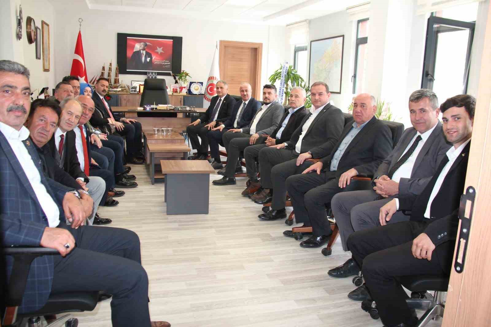 AK Parti heyetinden Karaveli’ye ziyaret
