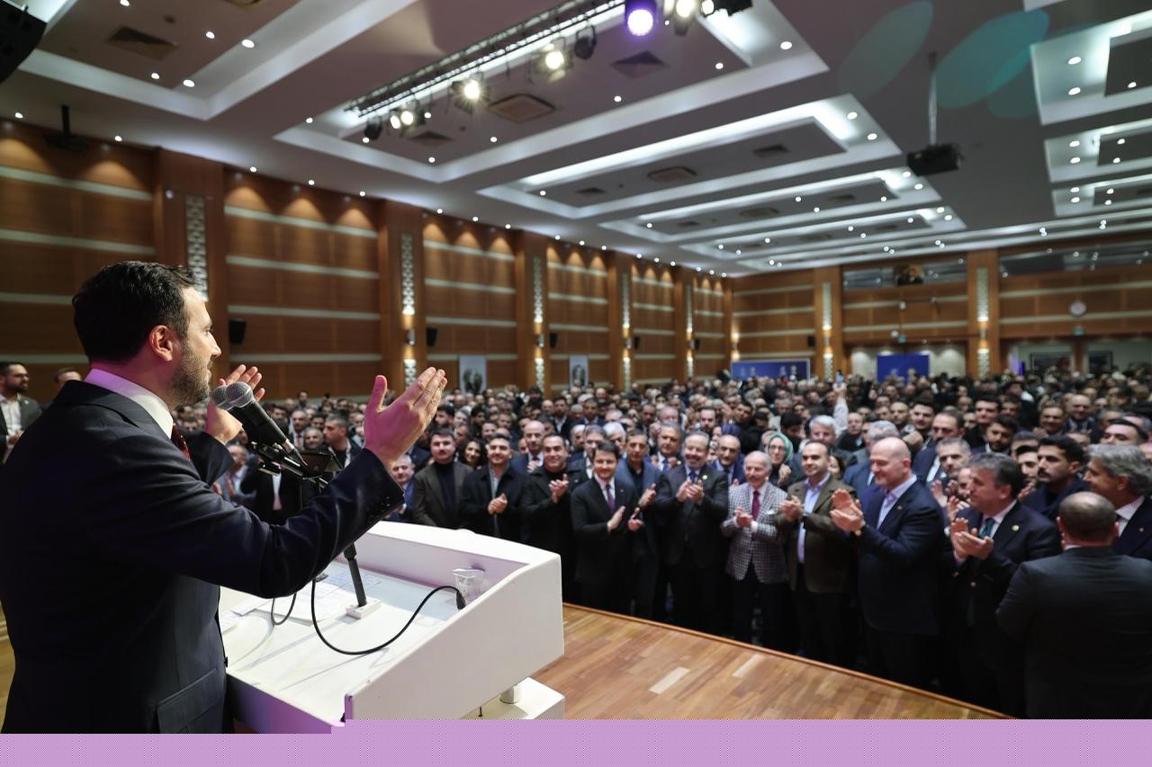 AK Parti İstanbul İl Başkanlığında bayramlaşma programı
