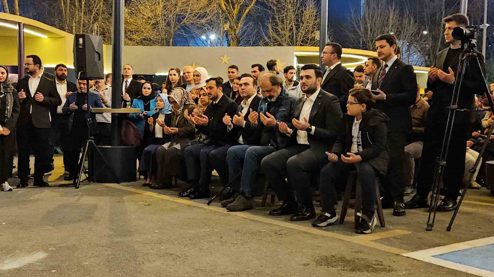 AK Parti İstanbul İl Başkanlığı’nın Ramazan etkinlikleri başladı
AK Parti İstanbul İl Başkanlığı’nın Ramazan etkinlikleri başladı