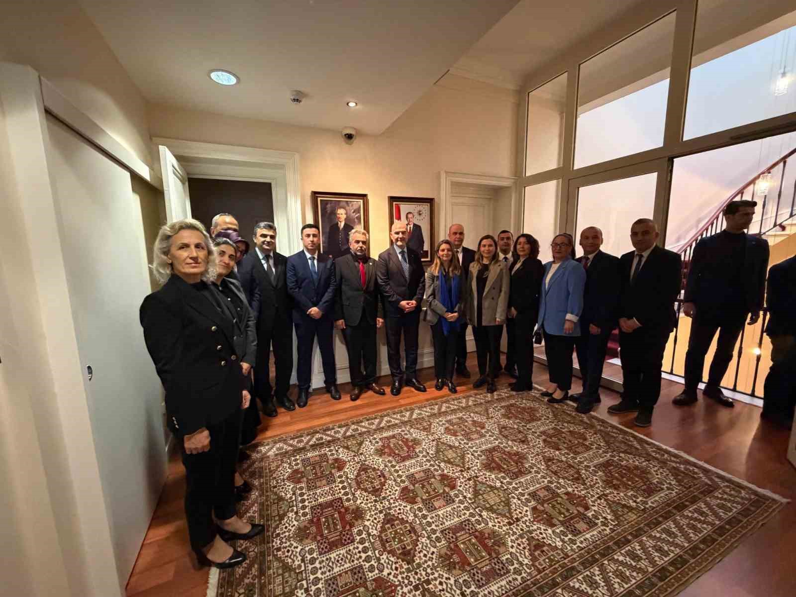 AK Parti İstanbul Milletvekili Soylu: "Avrupa’daki Türkler yükseliyor"
